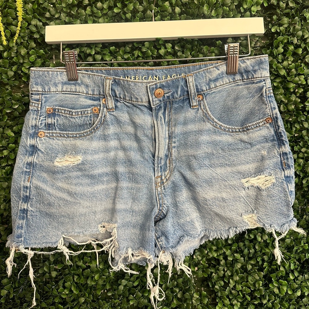 American Eagle Shorts! Size 6